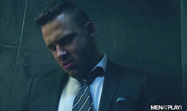 2 wet Editor's Cut - Logan Moore + Hector De Silva