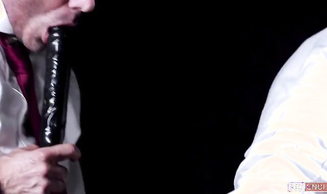 Prohibited dress Code – Benjamin Blue & Manuel Skye