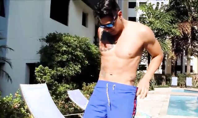 Latino Bear Barebacks twink