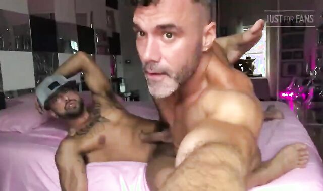 Manuel Skye & Edan Hunk