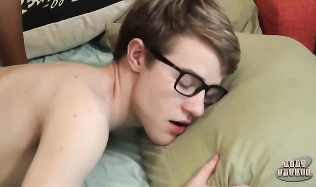 Ian And White dude Have Orgy