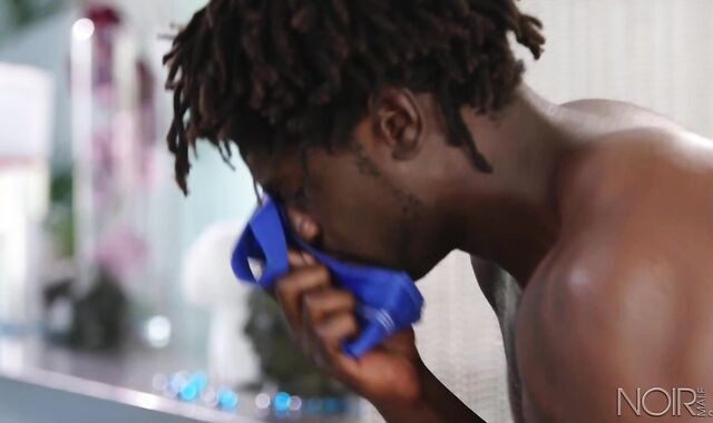 NoirMale.com: XXL beef whistle Devin Trez massage