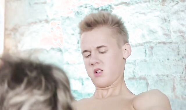 two concupiscent Blondes