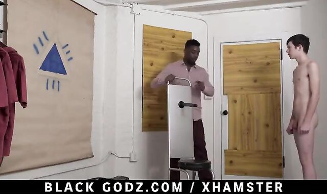 twink Barebacked By Muscle BIG BLACK COCK