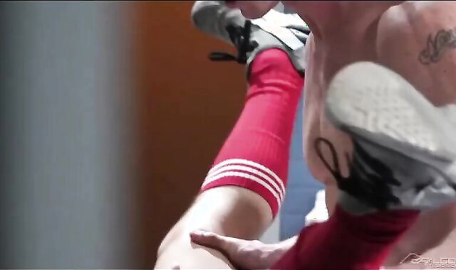 Masyn Is penetrated By Dr Cade