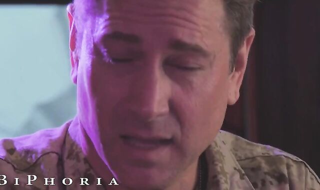 BiPhoria - Army Corps bonks Lieutenant His Wife