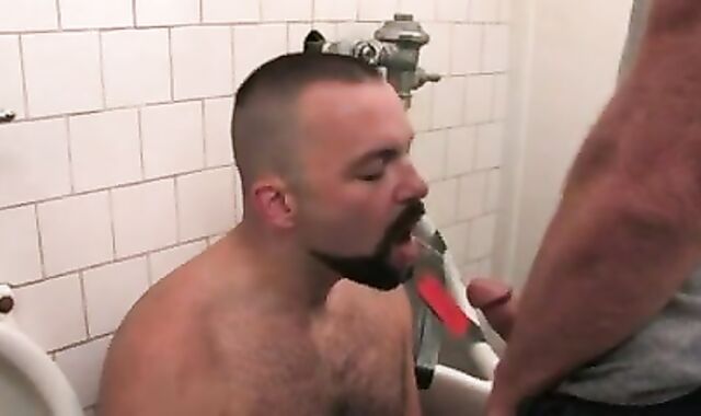 TrÃ©s Beaux Hunks "atelier" bare