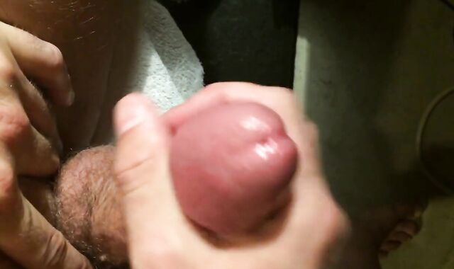 Close up jerk off with spurting cumshot