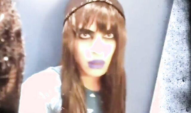 Gothic Emo Crossdresser rides her big dildo