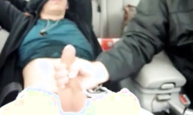 A Novara Graziano Fortina in auto spompina un 18enne