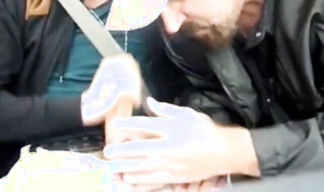 A Novara Graziano Fortina in auto spompina un 18enne