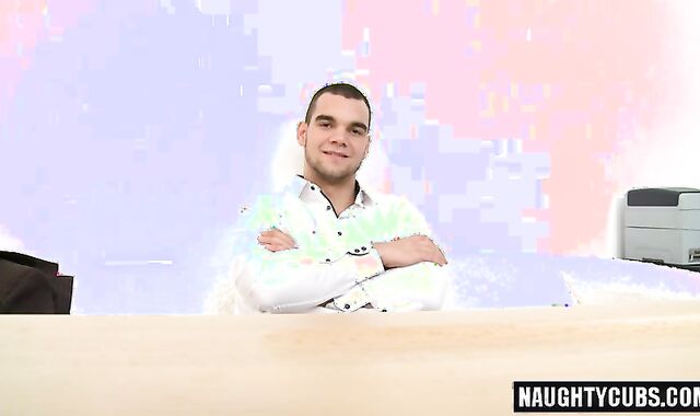 giant ten-Pounder Dad Audition With Facial Cumshot