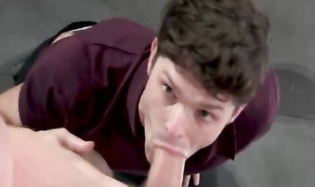 Accidental Glimpse Of A huge manstick Leads To Degustating It