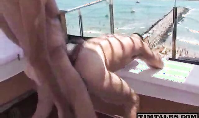 older stud With humungous manstick