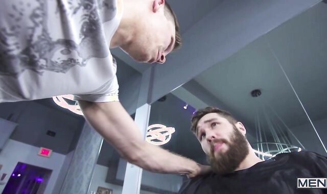 butt Controller - Ethan Pursue & Morgan Blake Facial Cumshot nail