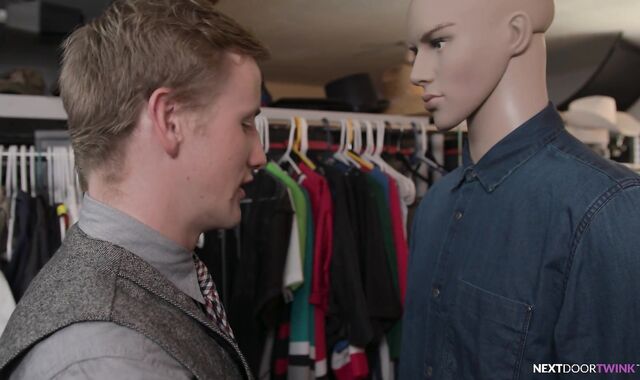 NextDoorTwink My Knuckle unprotected booty ravage!