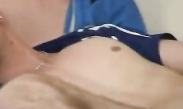 giant ten-Pounder Chav boyz striking