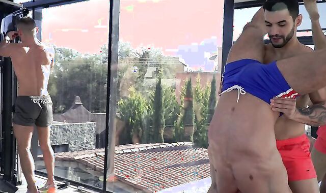 Loaded With Nut Nectar (sc.1)