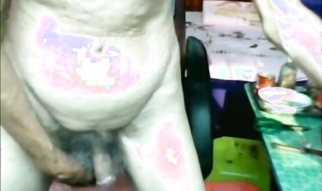 Mature Asian Cam Show