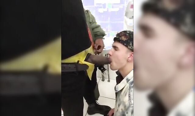 Daddy's Piss Drinking Twink in the Locker Room