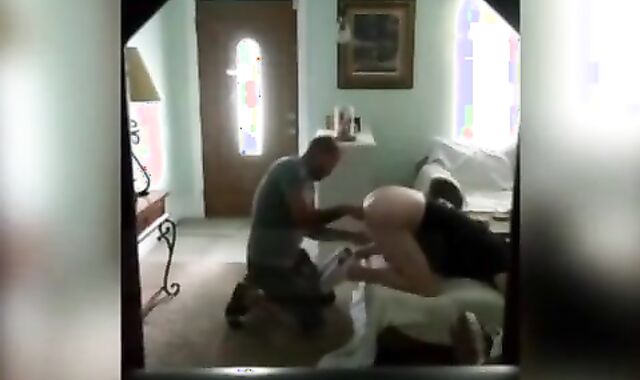 Anonymous Bareback Hookup with a Stranger