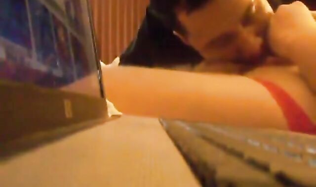 Room Service Catches a Str8 Daddy