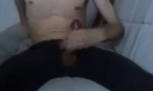 19yo Amateur Twinks Jerk and Cum on Webcam
