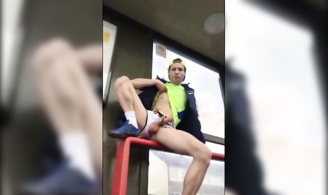 Public Cock Show in Metro Station - Amateur Big Dick Twink