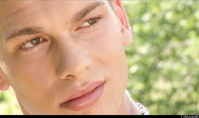 Julien Hussey Photosession Video