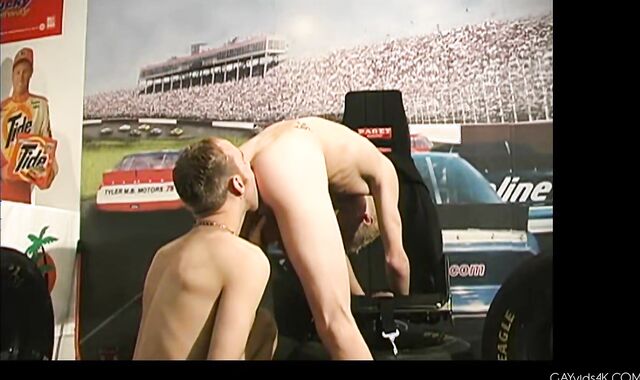 Calib And Chad Rm Too Hot To Handle