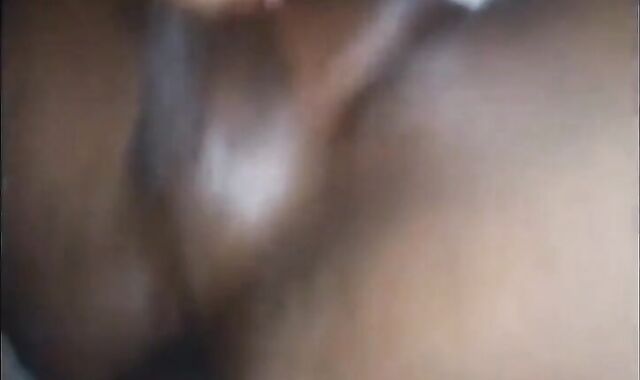 Big Black Cock Barebacks Amateur's Bussy