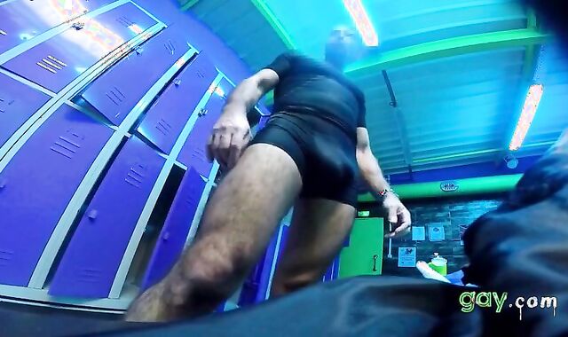 Handsfree Daddy's Big Cock in the Gym