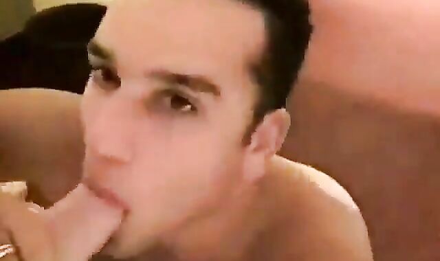 Amateur Twink Takes on Two Big Cocks for a Facial