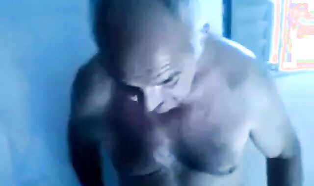 Fat Old Grandpa Barebacks a Daddy