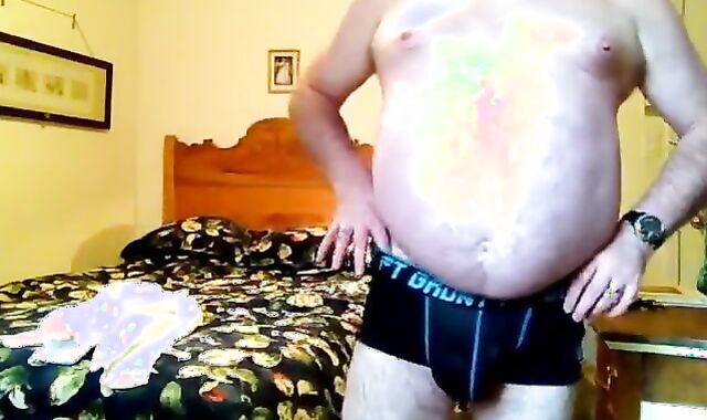 Bear Daddy's Striptease