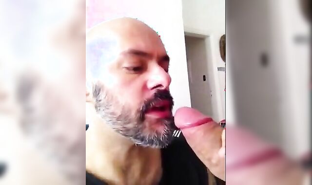 Cum Eating Amateur Blowjob