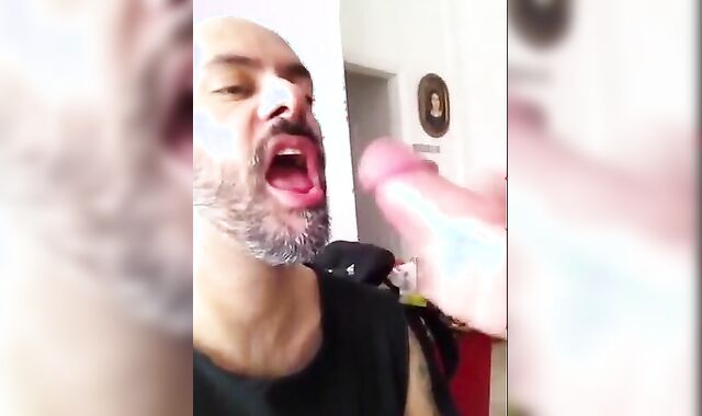 Cum Eating Amateur Blowjob