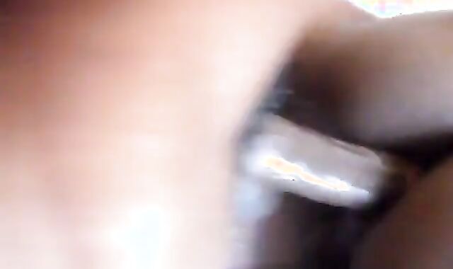 Amateur Bareback: Big Black Cock Tears a Hole