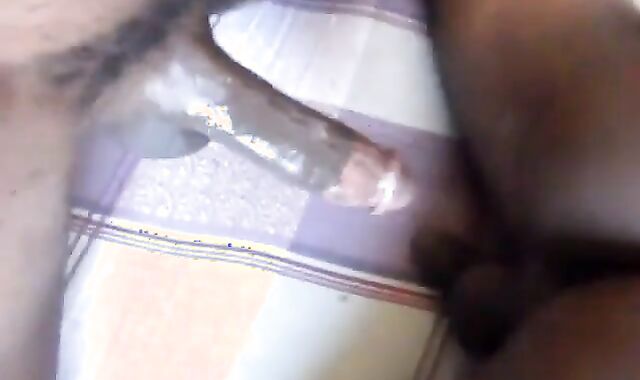 Amateur Bareback: Big Black Cock Tears a Hole
