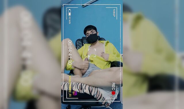 Boy Jerk off (IG : yourgoodboy_01)