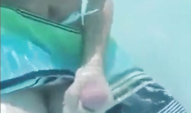 Underwater Jerk-Off Session Outdoors - Amateur Style
