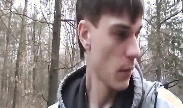 Twink Masturbates on Webcam