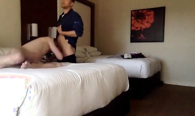 Big-Cocked Runner Barebacks Tall PussyBoy Amateur