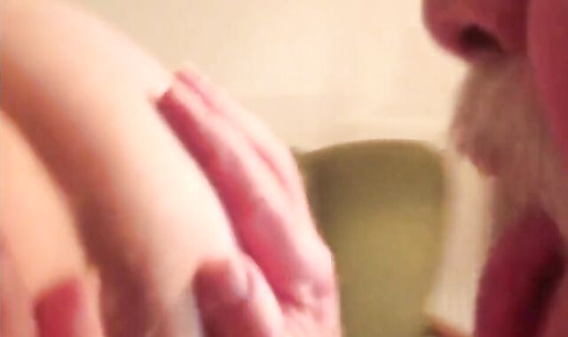 Bareback Amateur Fun with a Friend