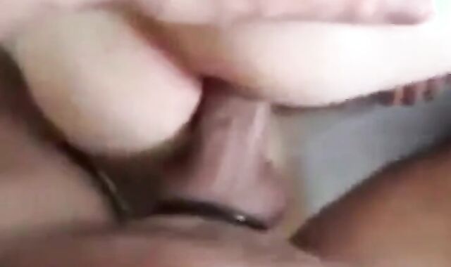 Barebacking Amateur Oozes with Anal Pleasure