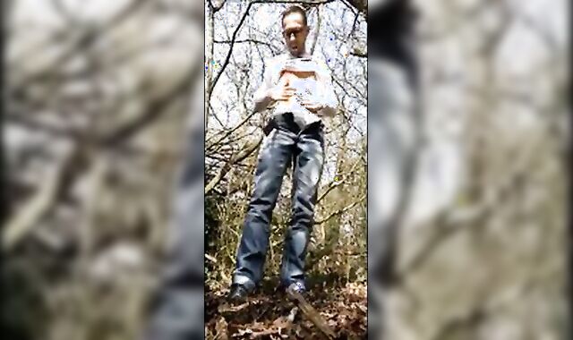 Pissing, Wanking & Cumming Outside