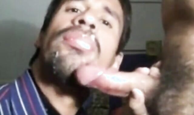 Amateur Man Gets a Nice Load