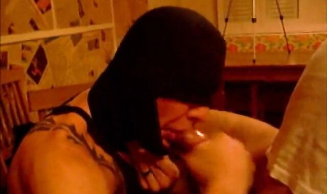 Amateur Bukkake with Big Cock