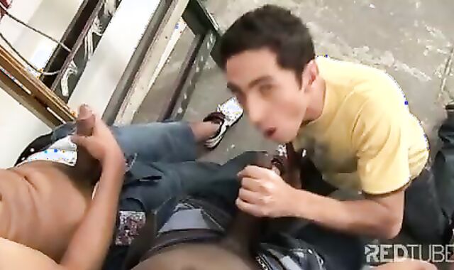 faggot twunk drilled by plenty of