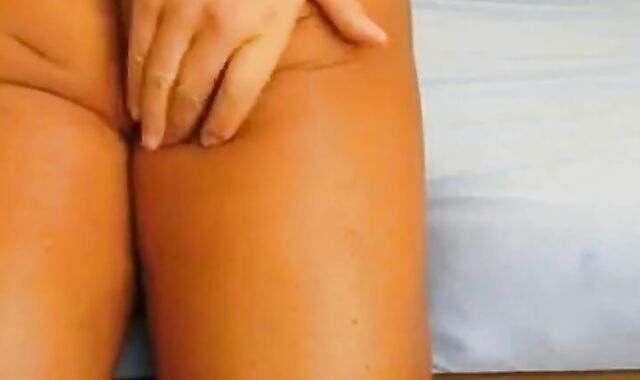 Twink Solo Fun: Orgasmic Masturbation with a Happy Ending